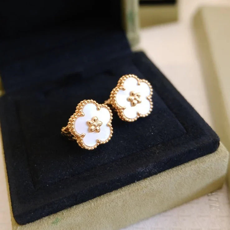 [Sprite Jewelry]LUCKY WHITE MOP EARRINGS