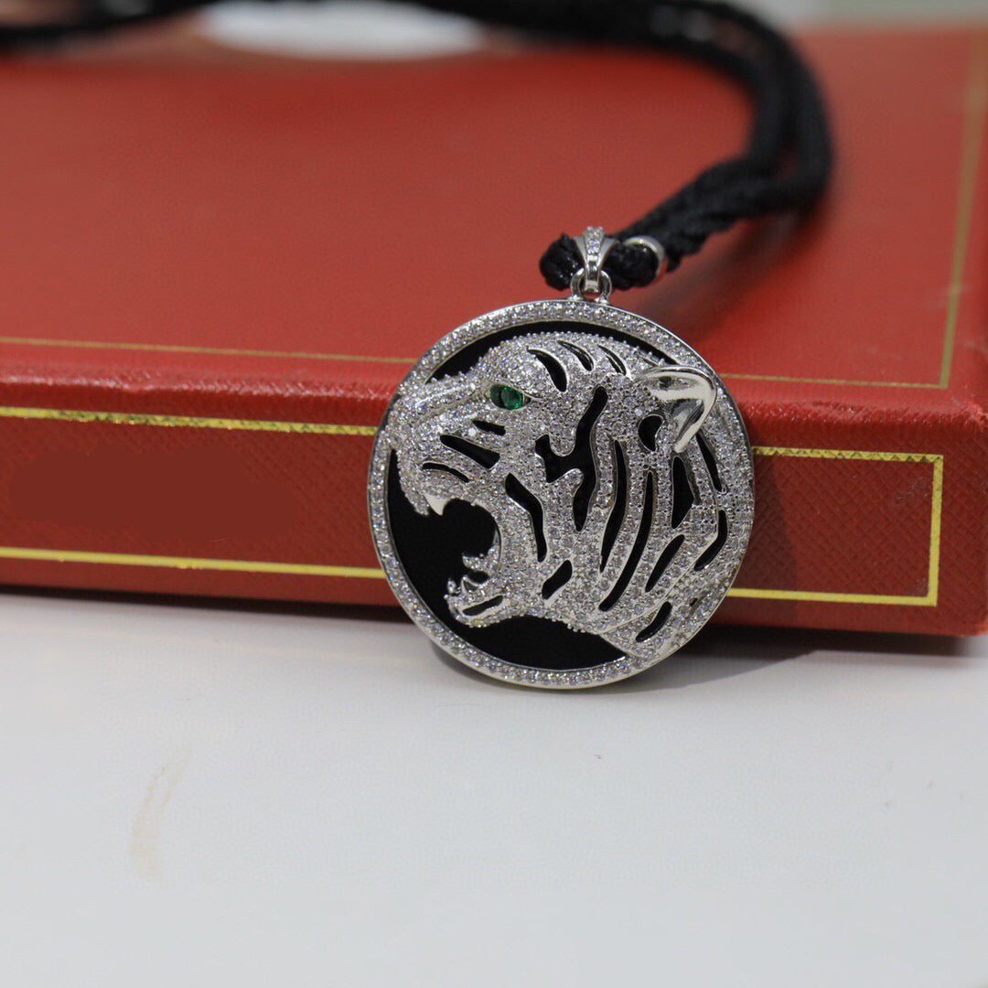 ¡®Sprite Jewelry¡ Openwork Tiger Cord Pendant Necklace