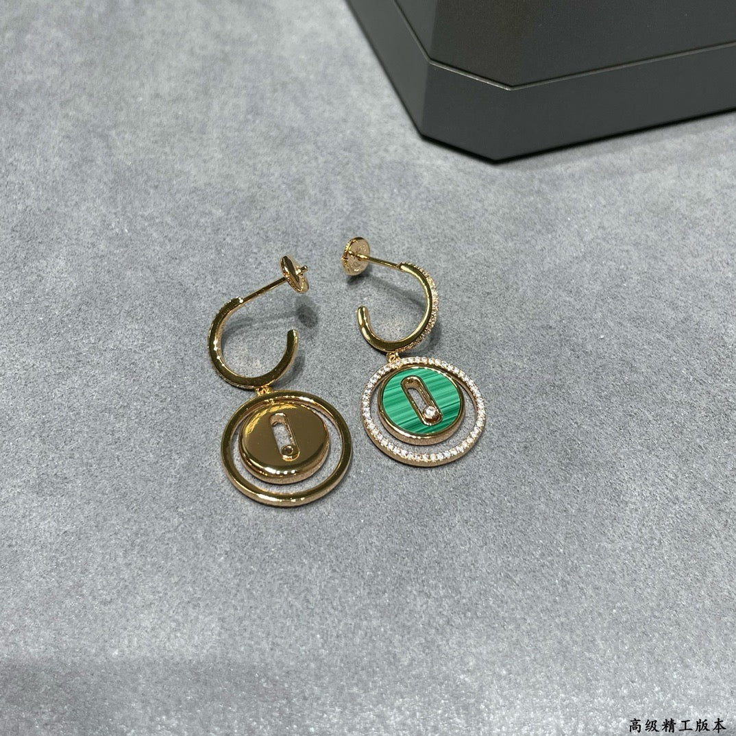 [Sprite Jewelry]LUCKY MOVE Sliding‑diamond C‑shape Ear Hoops