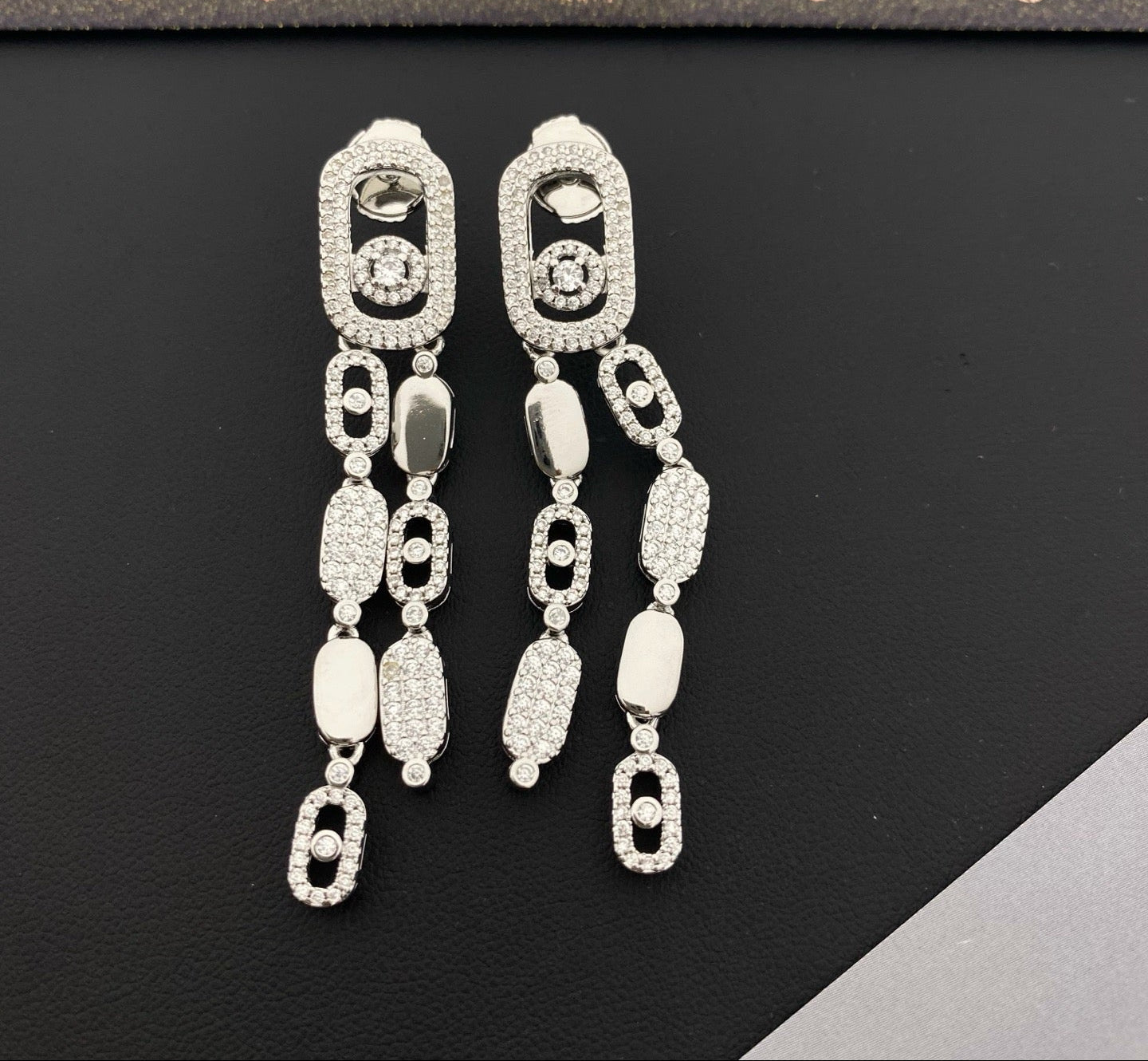 [Sprite Jewelry] Move Link Long Tassel Earrings, Movable Stones