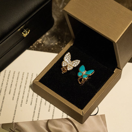 ¡®SpriteJewelry¡¯Asymmetrical Butterfly Earclips