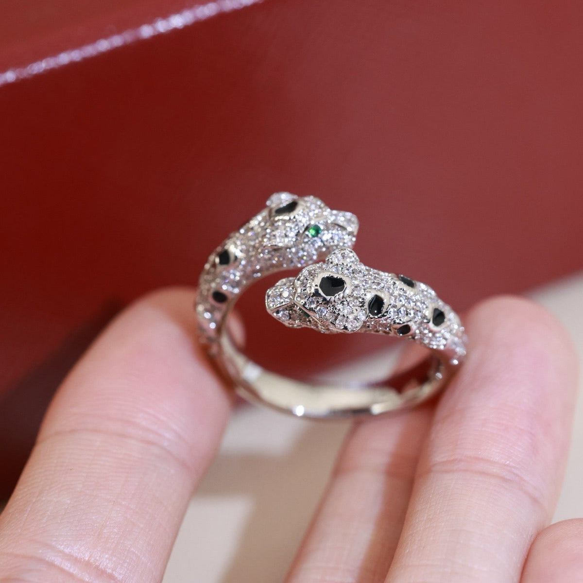 ¡®SpriteJewelry¡¯Double‑Panther‑Head Full‑Pavé Diamond Open Ring